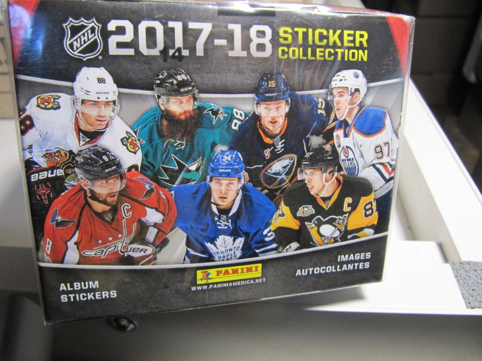 2017-18 Panini NHL Hockey Stickers Box