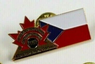 Odznak World Jr. Hockey Championship Saskatchewan Canada Collectible Lapel Pin